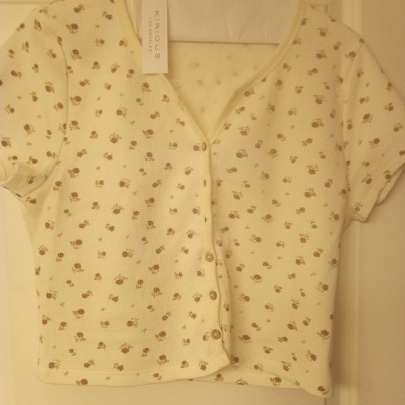 NET SHORT BUTTON UP TOP - Picture 1 of 5